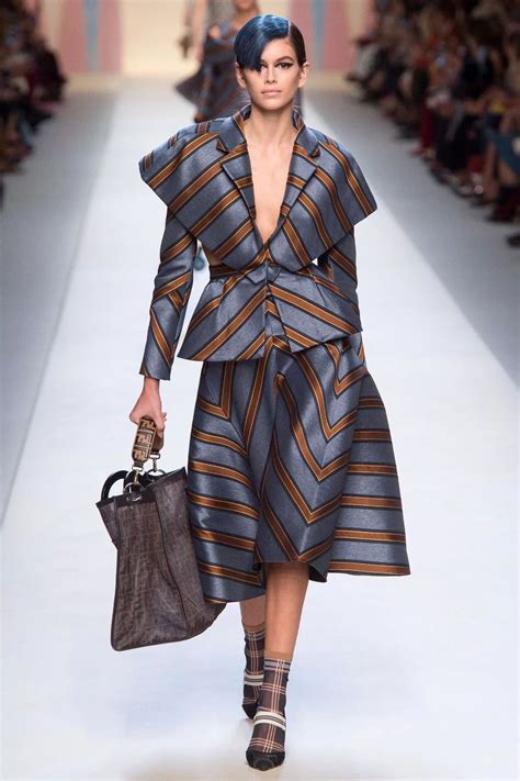 fendi ss 2018 abiti traslucidi